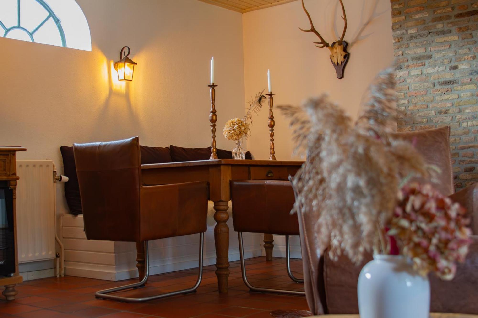 De Oude Pastorie Macharen Bed & Breakfast Exterior photo